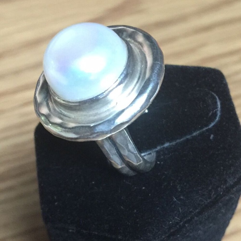 Silpada Pure Romance Ring R3366 Pearl